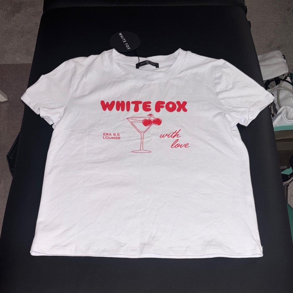 White Fox Boutique White and Red Graphic Tee